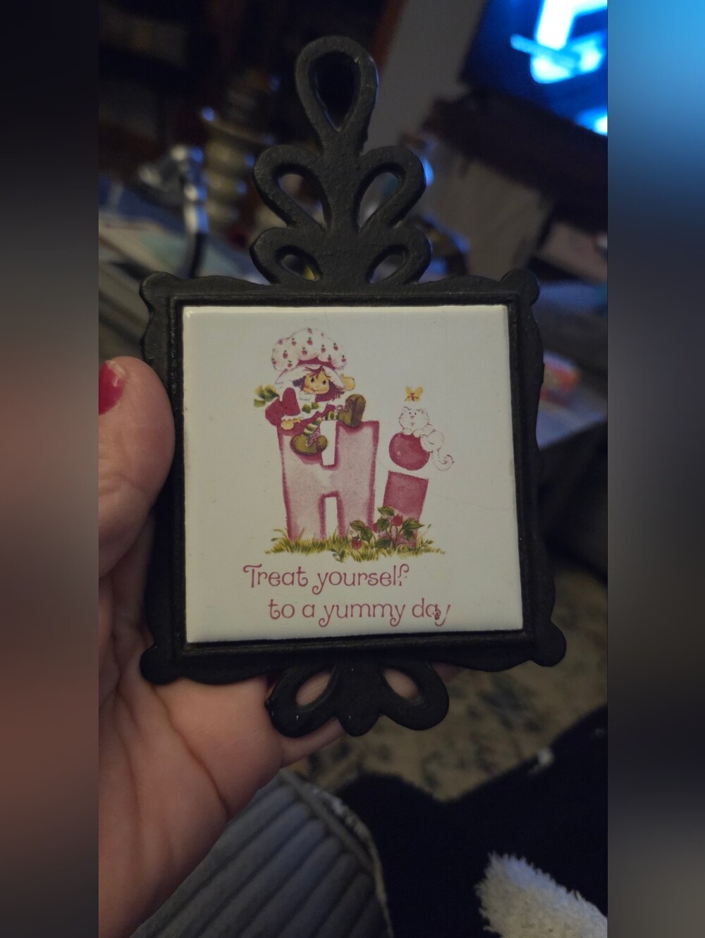 Vintage 1980 Strawberry Shortcake Cast Iron Tile Trivet WWA